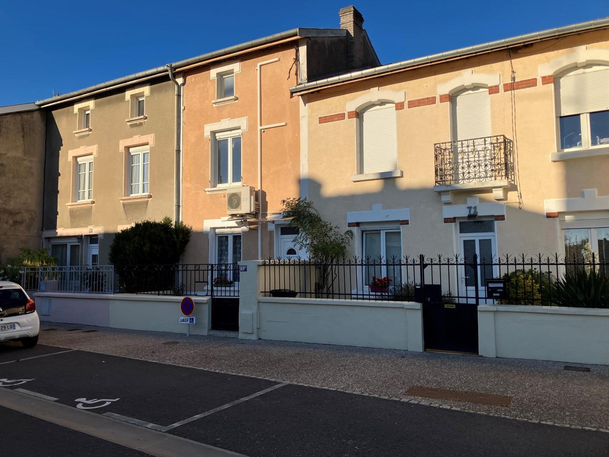 Jolie, Cozy, Confortable Maison De Ville Au Calme A 5Min Du Centre De Verdun, Parking Devant La Maison Belleville-Sur-Meuse 外观 照片